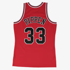Mens Chicago Bulls Scottie Pippen Mitchell & Ness Red 1997-98 Hardwood Classics Swingman Jersey
